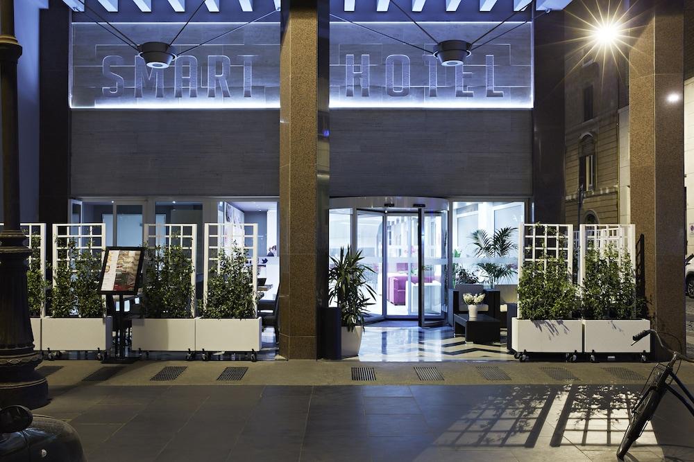 Moderno Hotel 4*