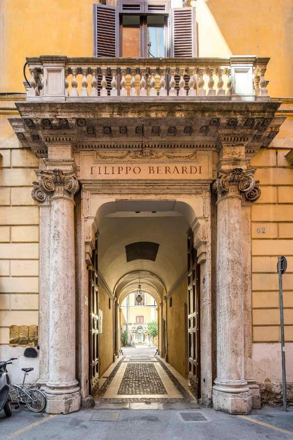Palazzo Berardi: Renaissance Downtown Luxury Casa vacanze