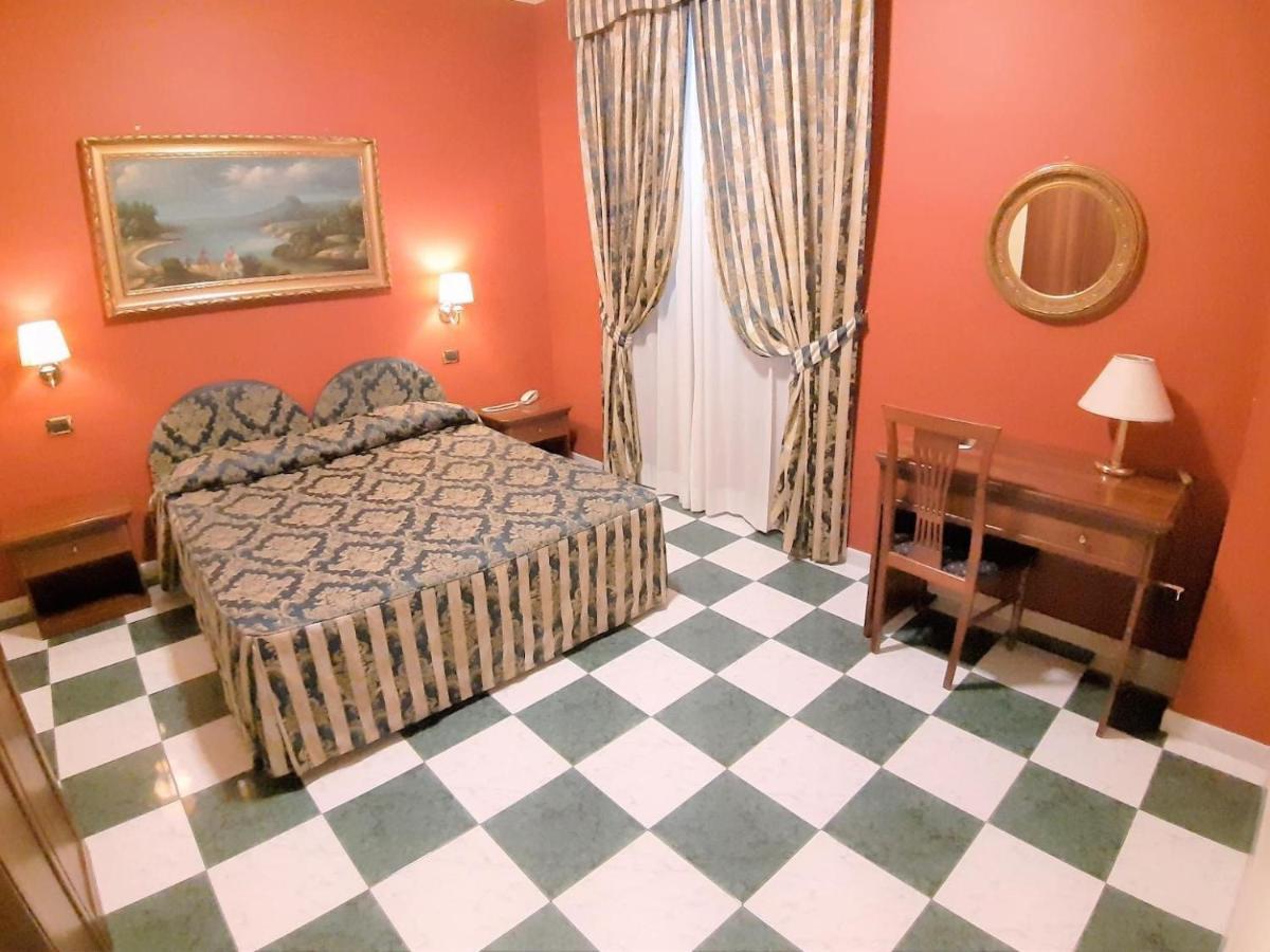 Hotell Mariano