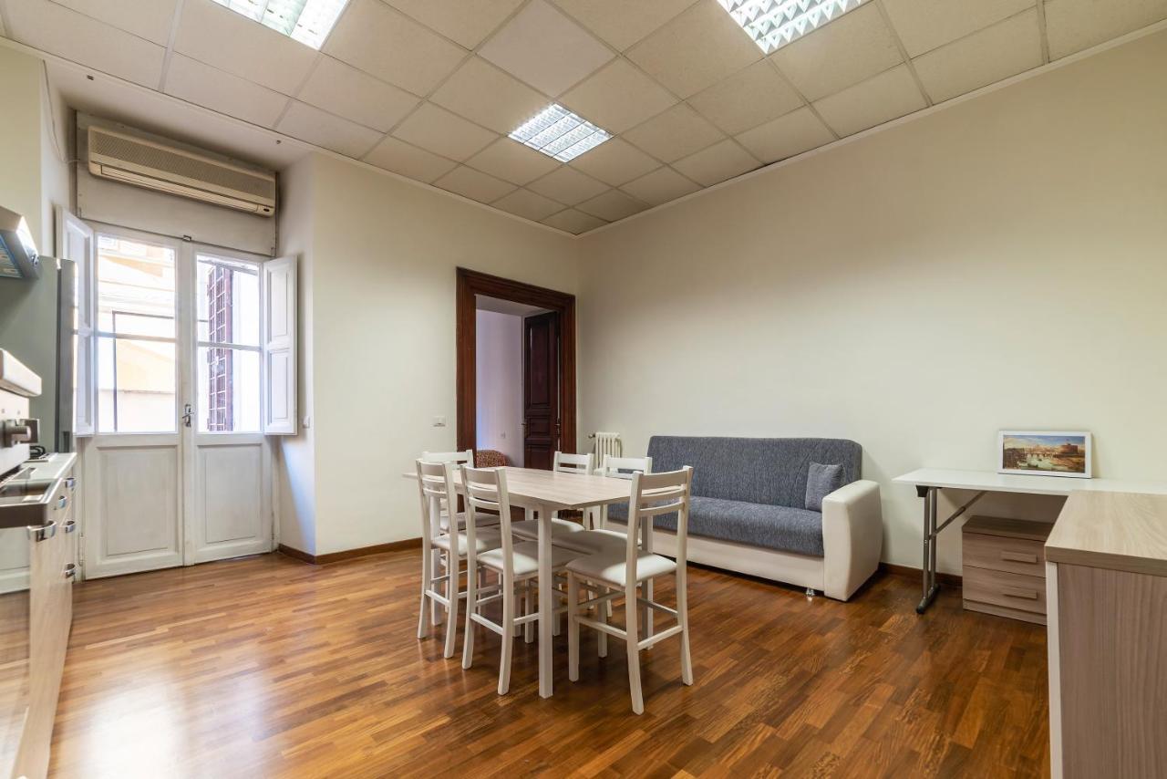 Borgognoni Appartamento Roma