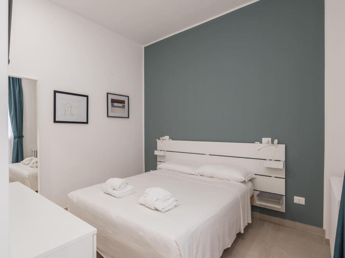 The Rent - Two-bedroom Close To San Pietro Rom