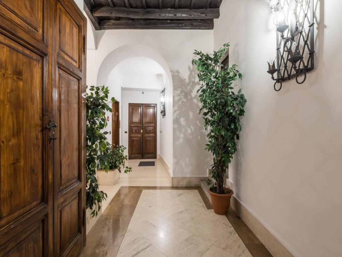 The Rent - Gorgeous One-bedroom Near Piazza Di Spagna Rom