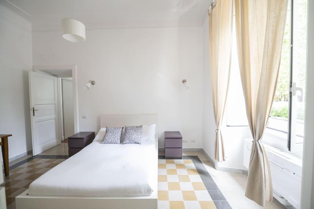 Lovely And New Near Termini Station Leilighet Roma