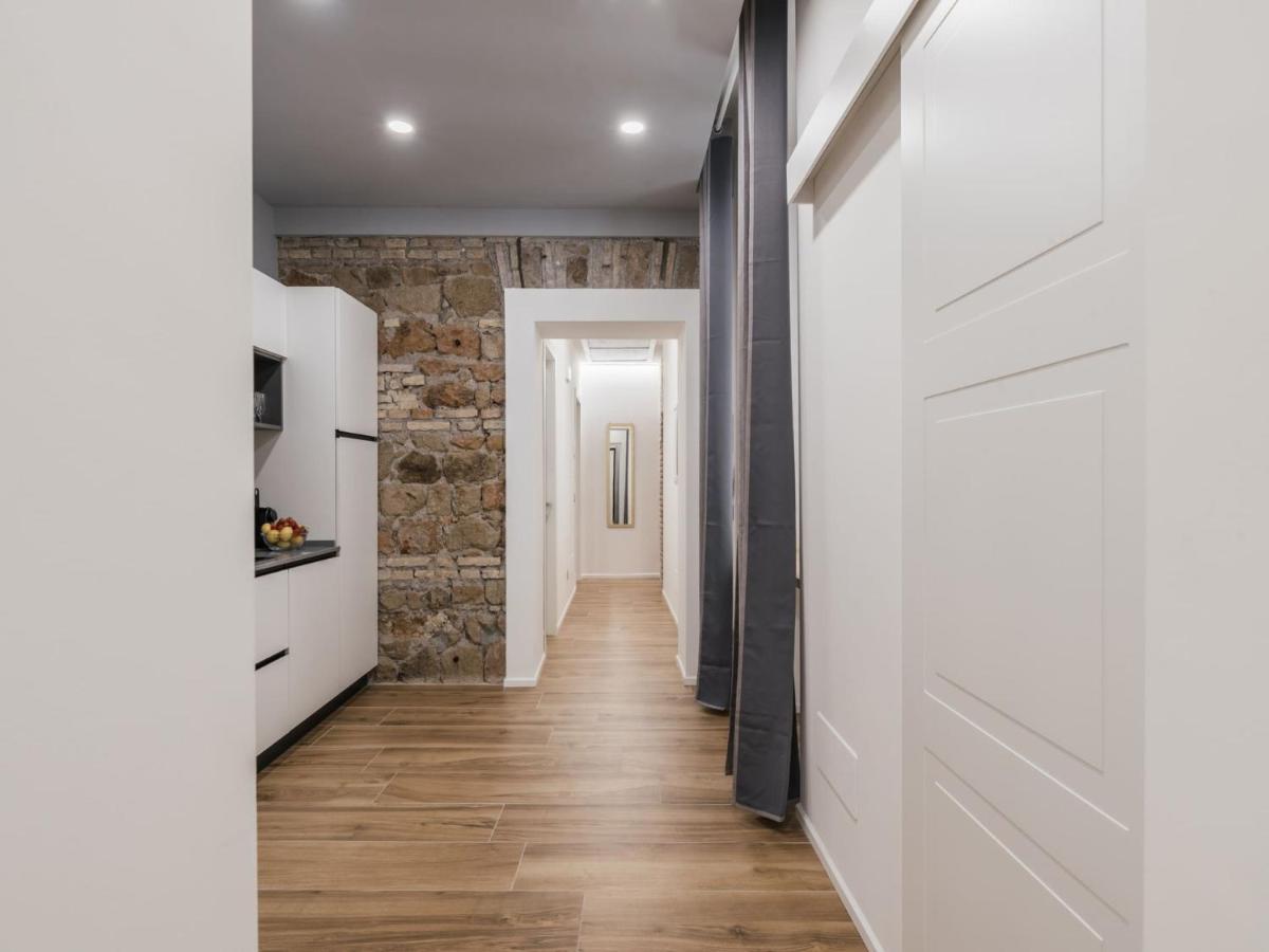 The Rent - Modern Three-bedroom A Few Steps From The Colosseum