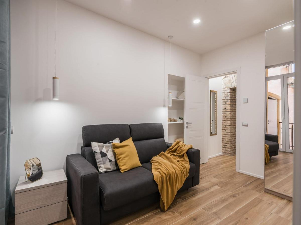 Apartamento The Rent - Modern Three-bedroom A Few Steps From The Colosseum