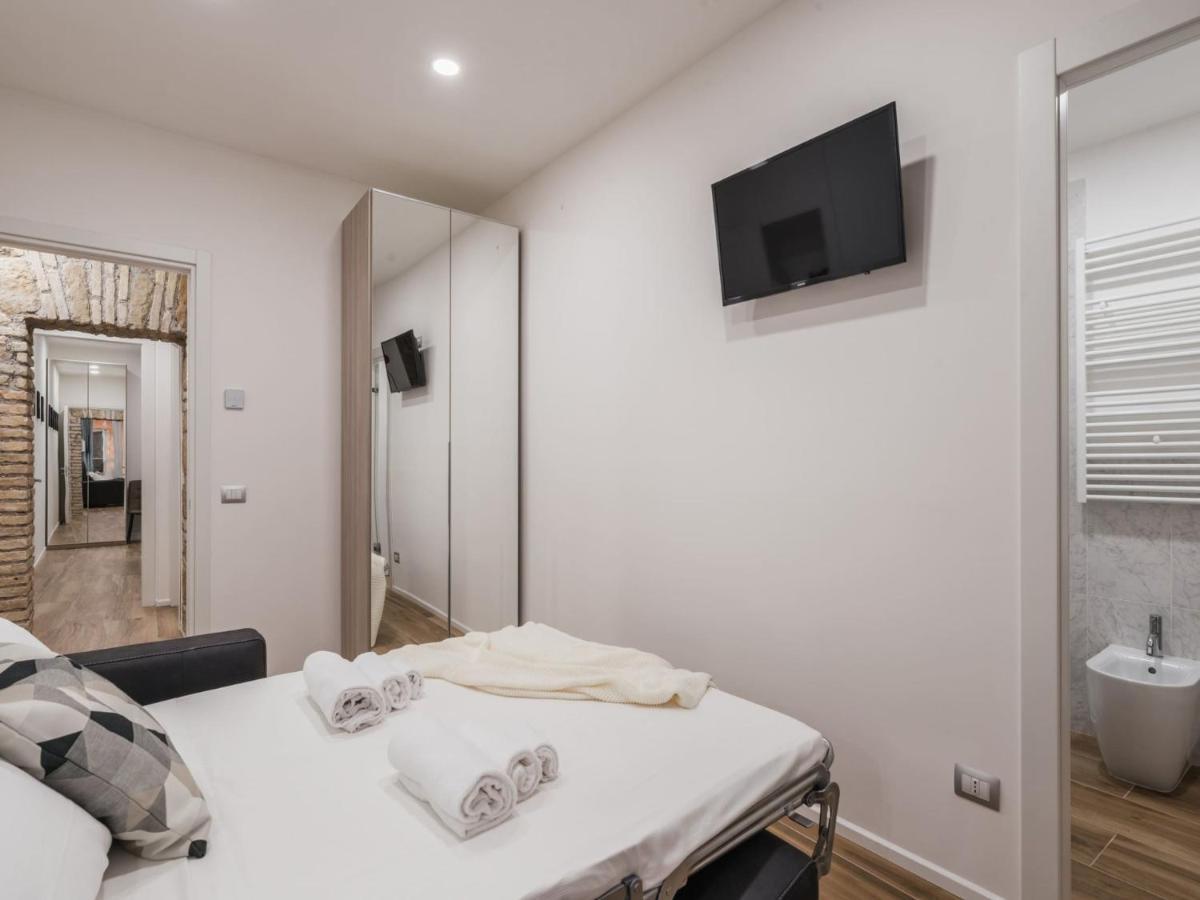 The Rent - Modern Three-bedroom A Few Steps From The Colosseum * Roma