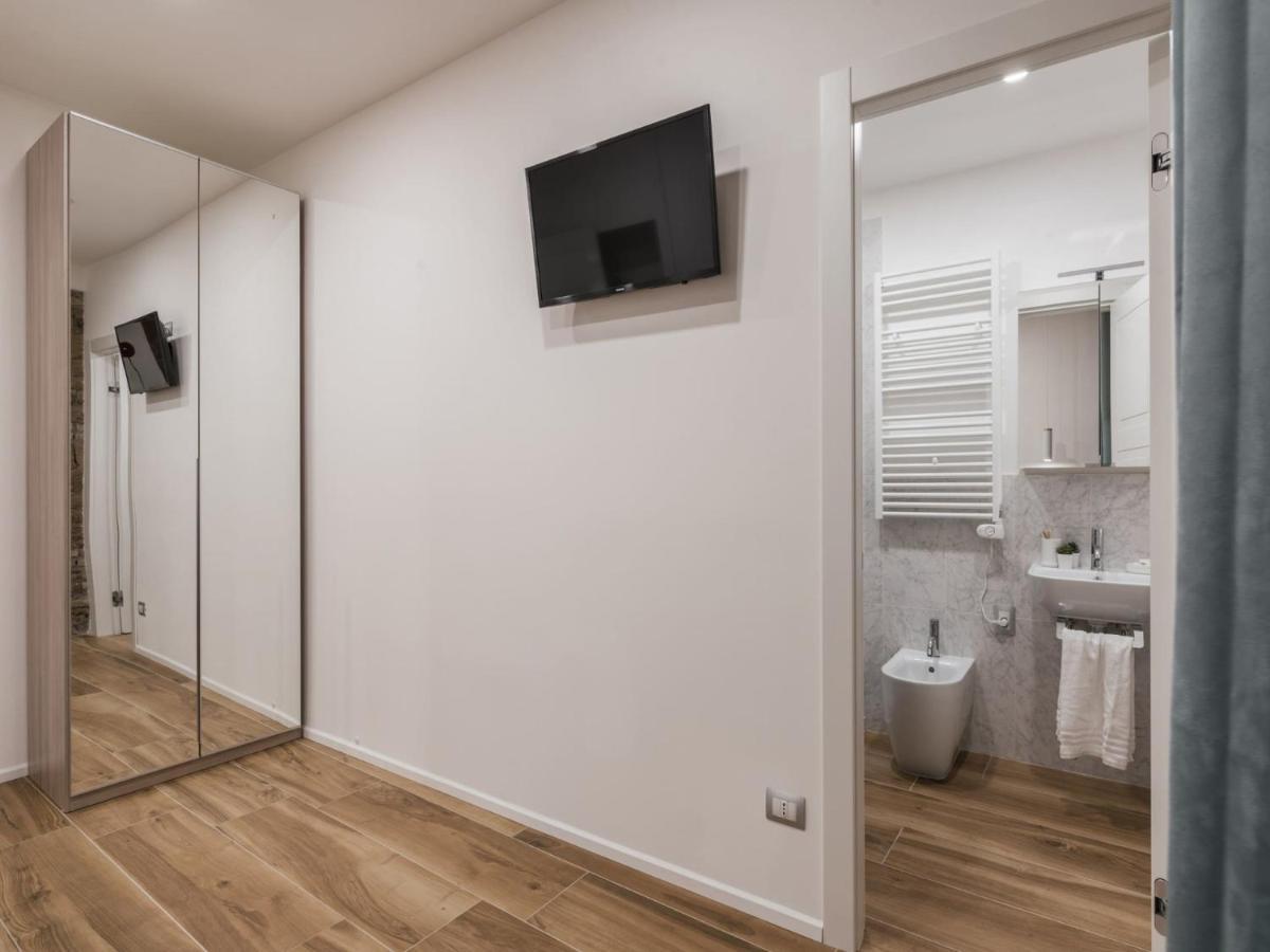 Apartamento The Rent - Modern Three-bedroom A Few Steps From The Colosseum Roma