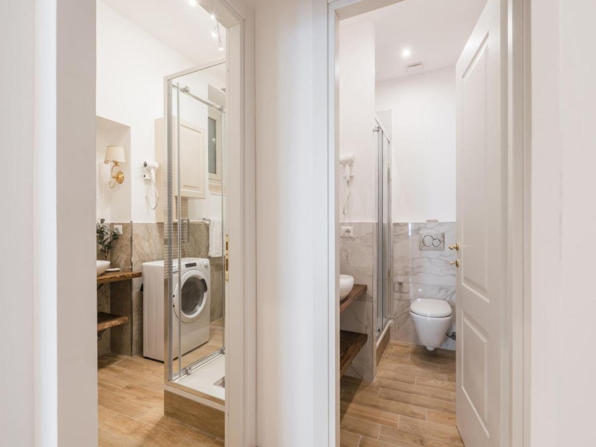 Appartamento The Rent - Spacious Three-bedroom Near The Colosseum Roma