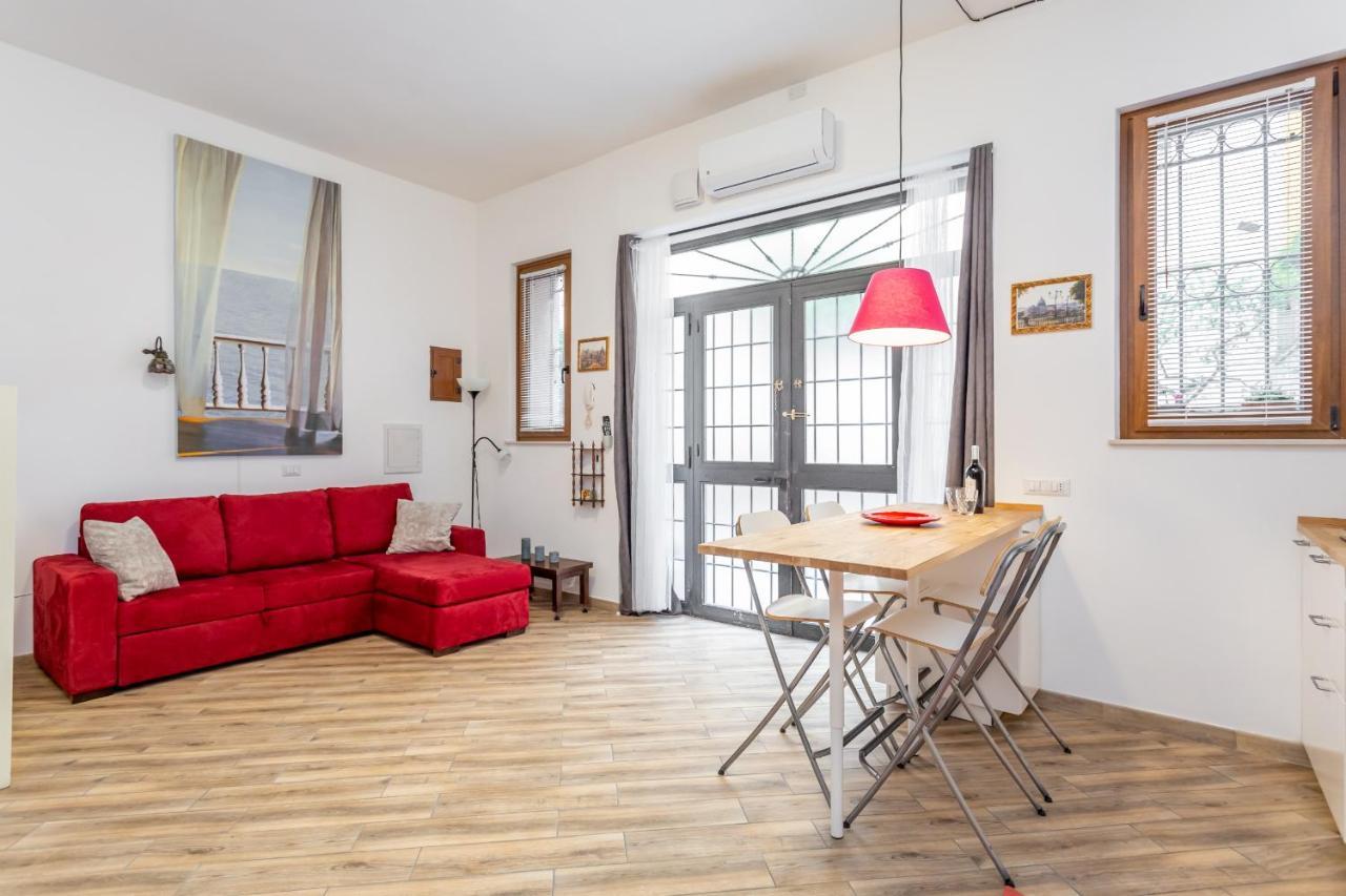Cozy Loft In Trendy Trastevere Neighborhood Apartamento