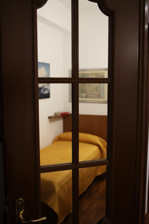 Domus Cipro Casa de Férias