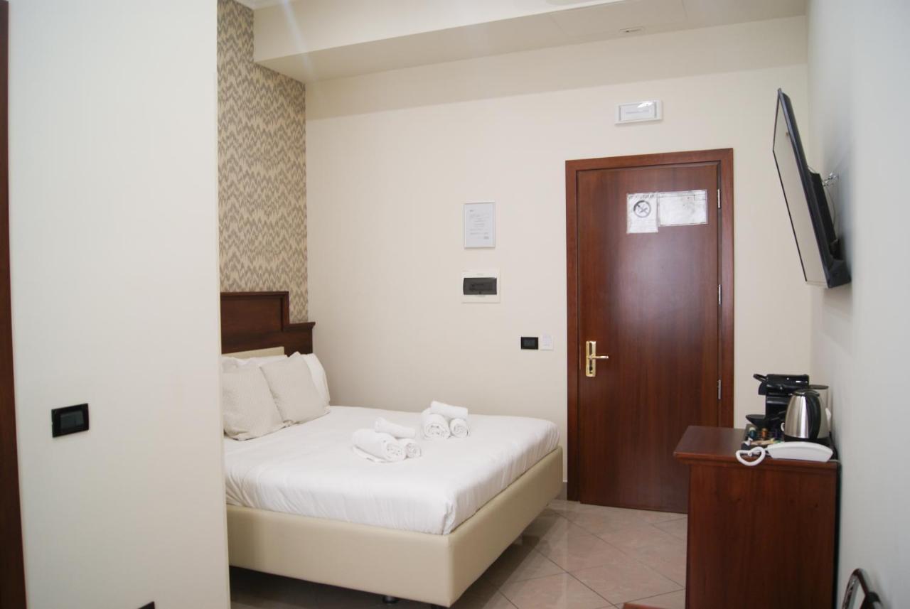 Hotell Monti 66 *