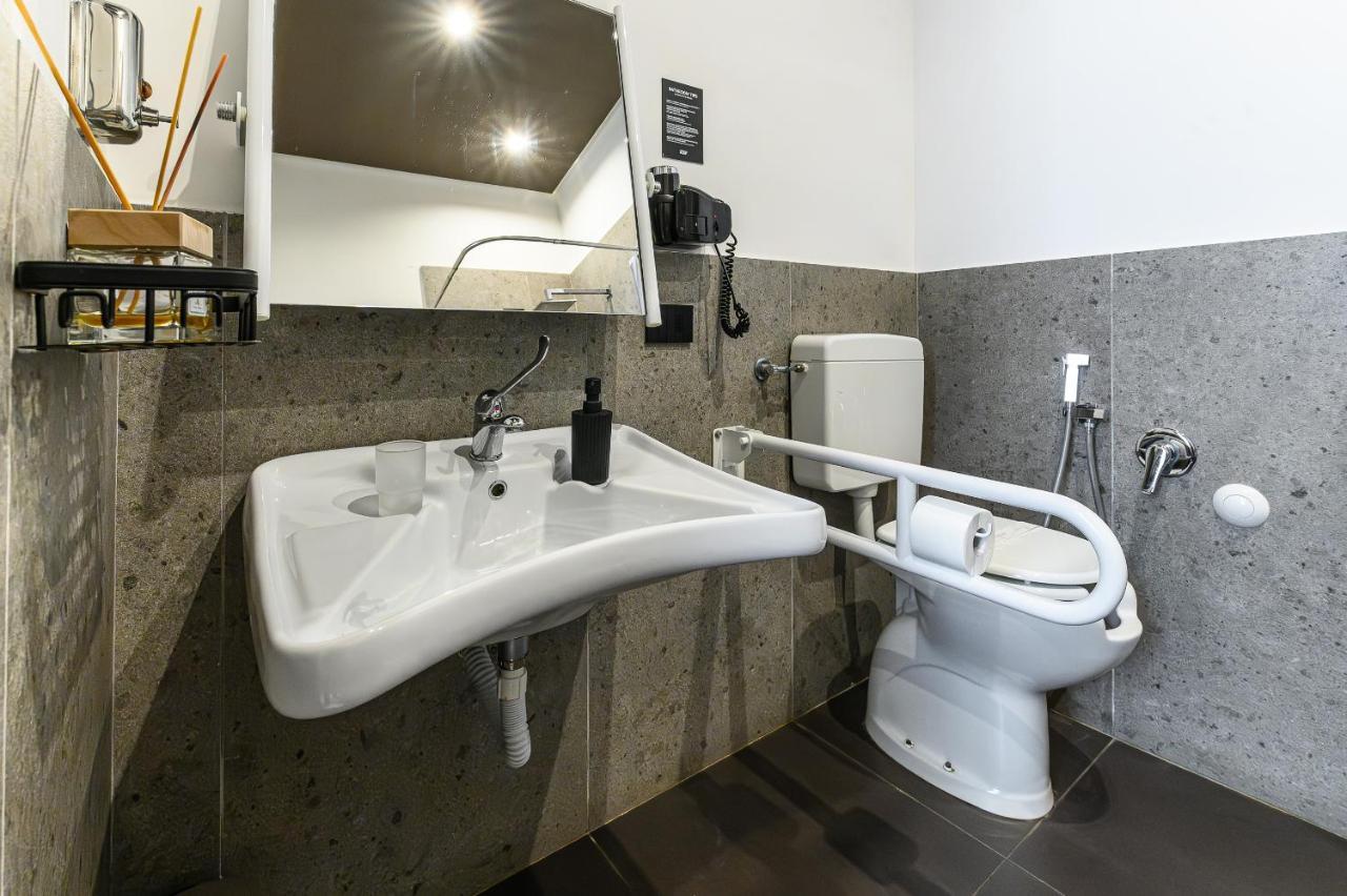 Central Lodge Hotel Hotell Roma