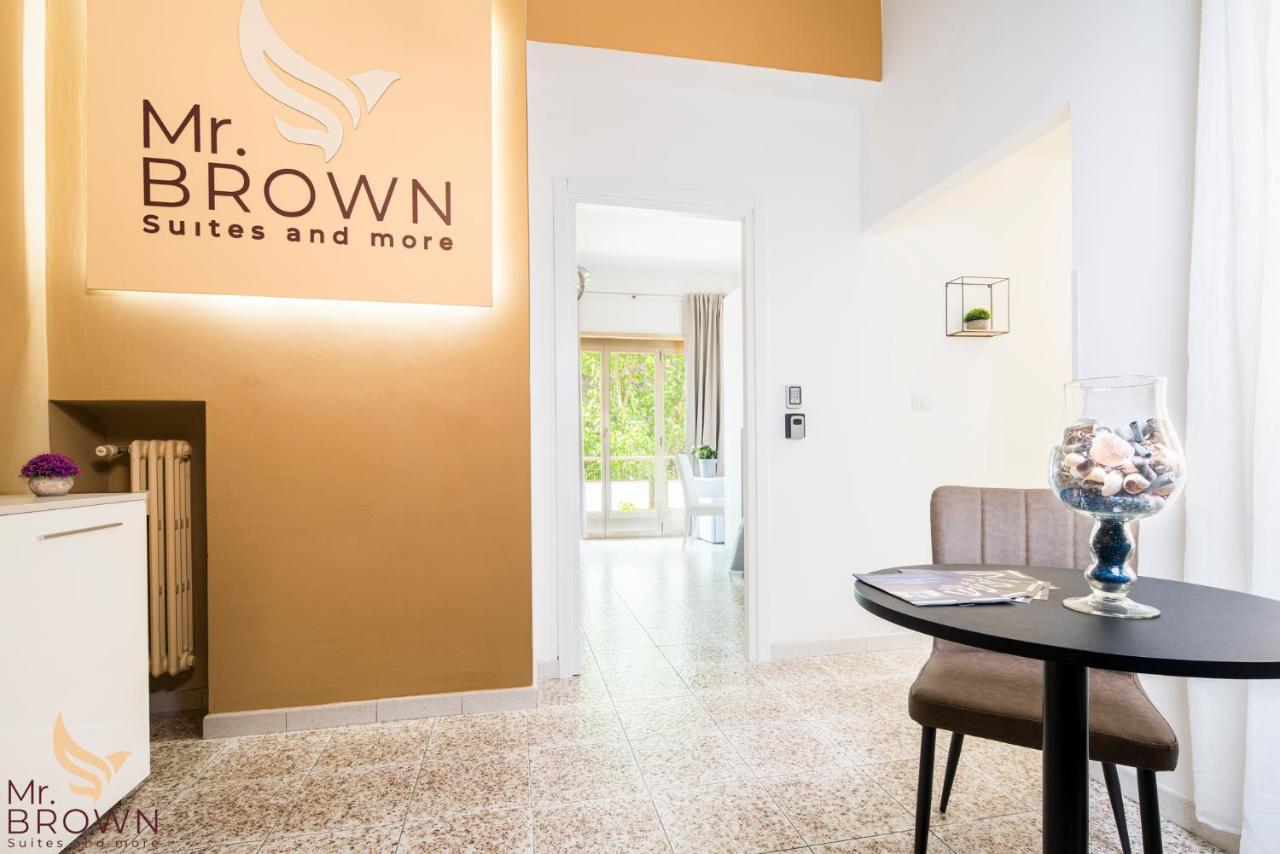 Mr. Brown - Marconi Affittacamere