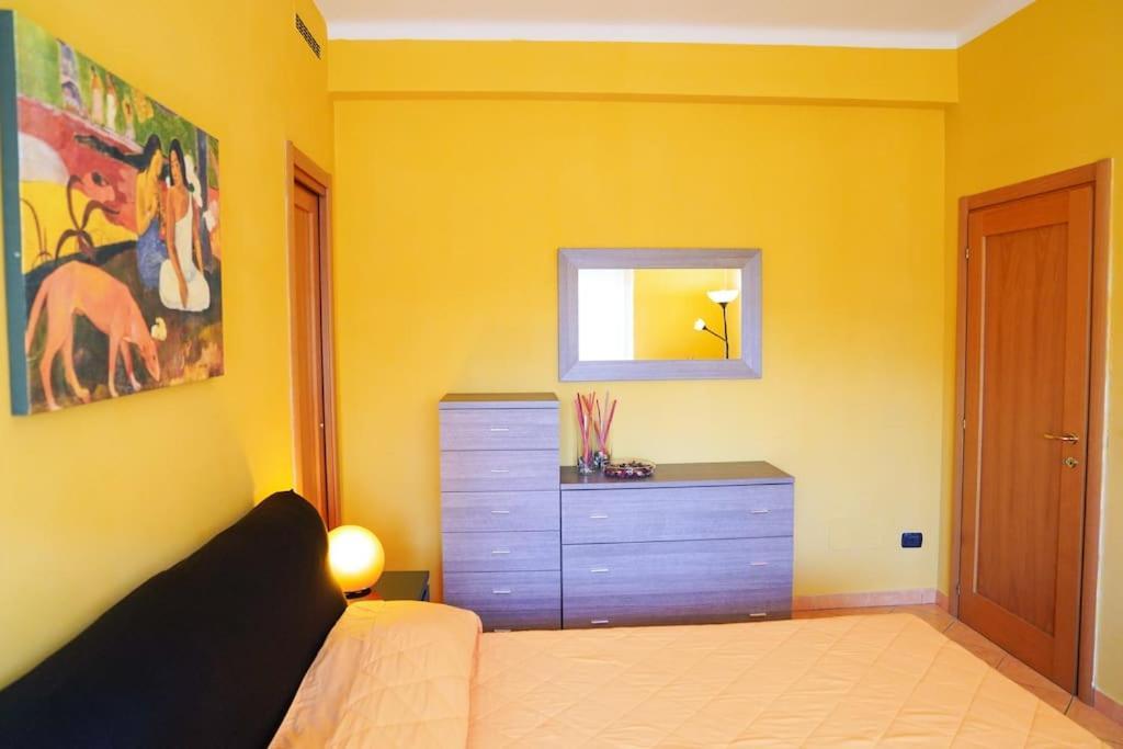 The Sun In Apartment *