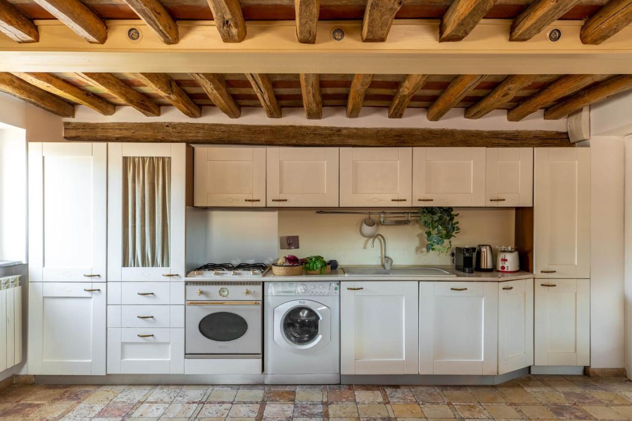 Apartment Iflat Penthouse In Campo De' Fiori Rom