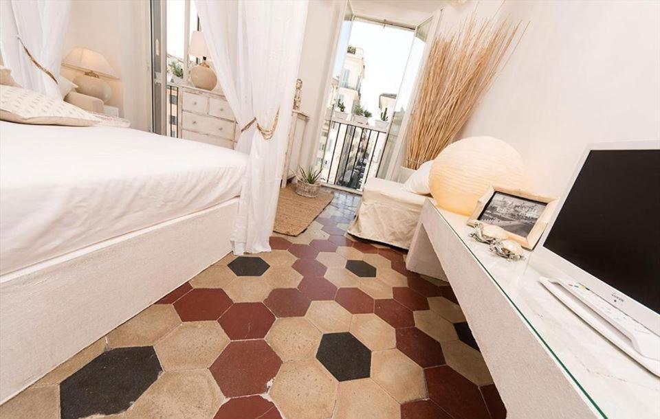 Campo With View And Balcony Appartamento Roma