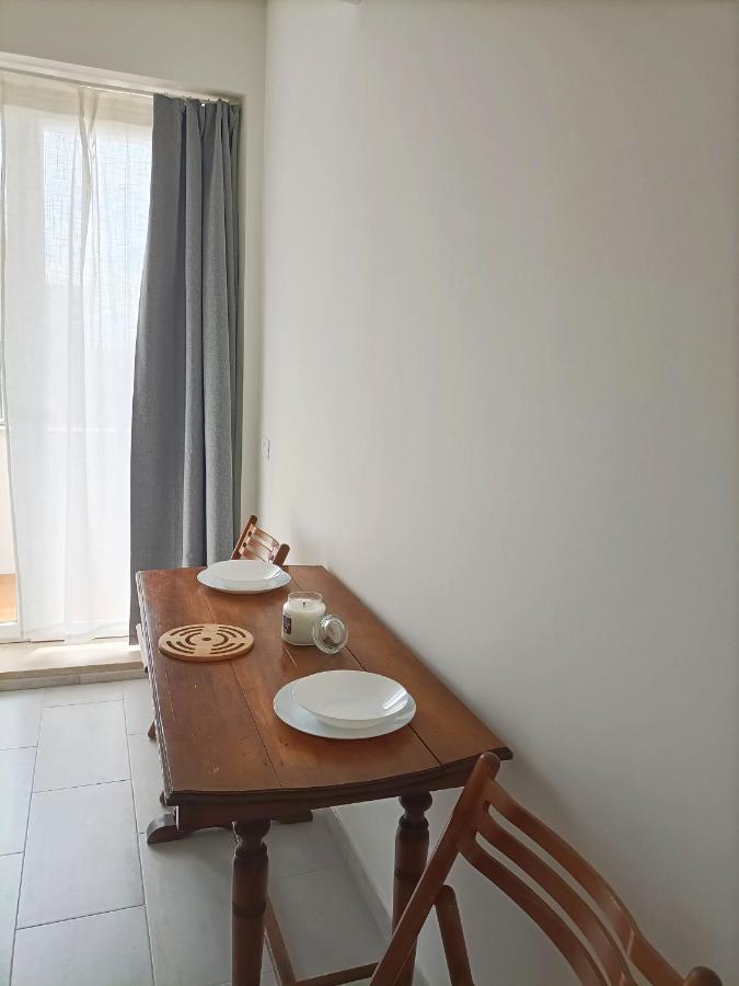 Apartamento La Terrazza Sull'appia By Hostand