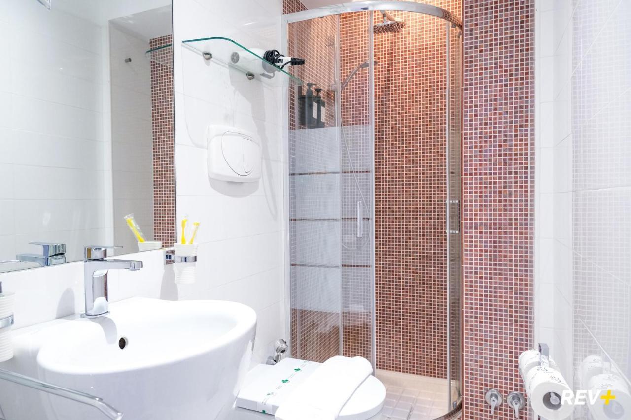 Guest house Viale Giulio Cesare Rome