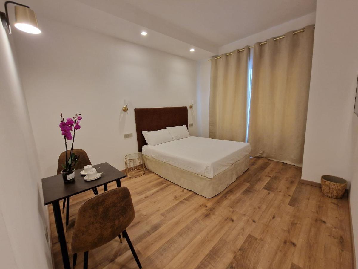 Cuma Alojamento de Acomodação e Pequeno-almoço Roma