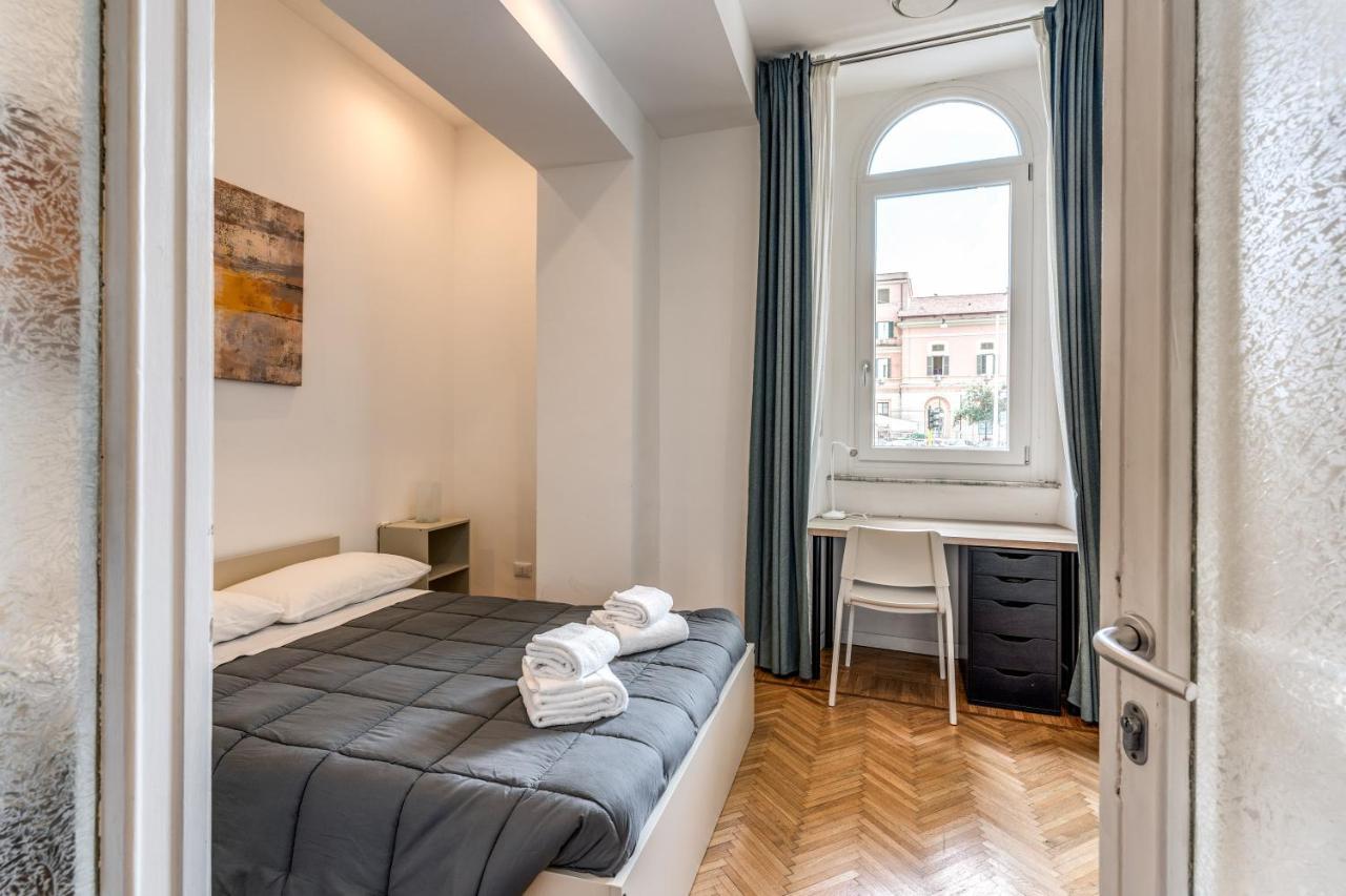 V E N E R E Roma