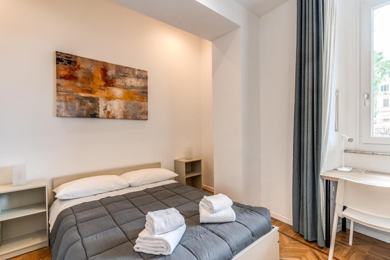 V E N E R E Appartamento Roma