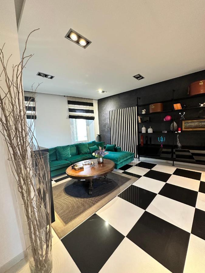 Apartment 48 Fourty Eight Luxury Rom