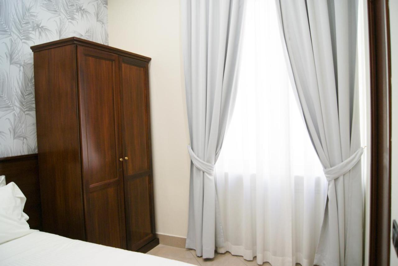Hotell Monti 66 *