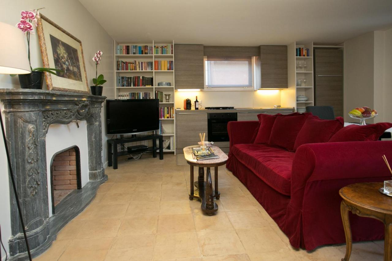 Apartamento Your Prestigious Penthouse At The Spanish Steps