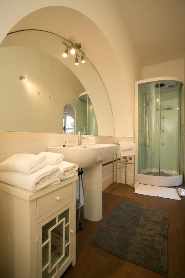 Your Prestigious Penthouse At The Spanish Steps *