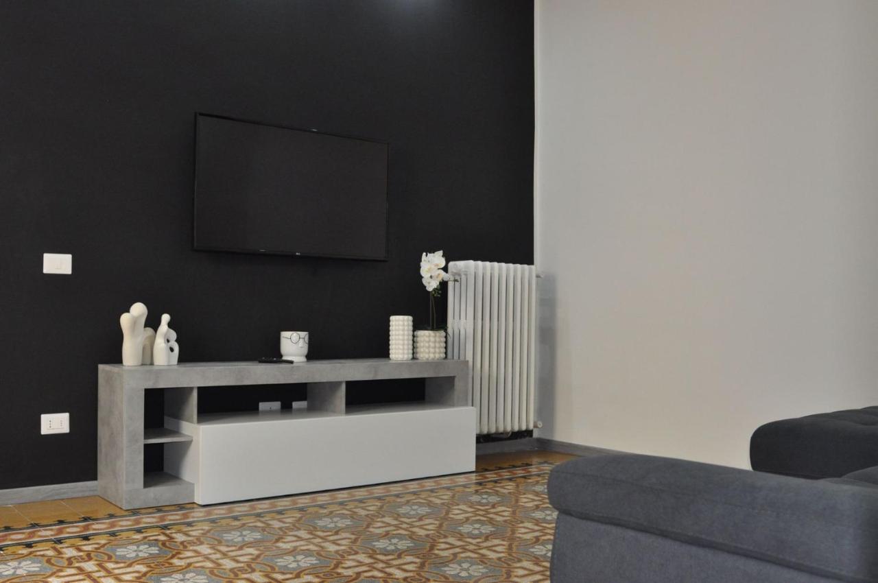 Big House Colosseo Apartment Rome