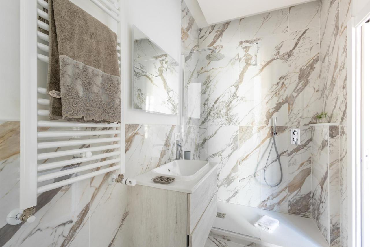 Iflat Wood And Marble Riverfront Apartamento