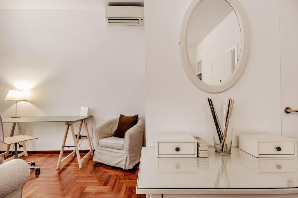 Casa Del Borgo Elegant 200 M From The Vatican 8/pax Leilighet