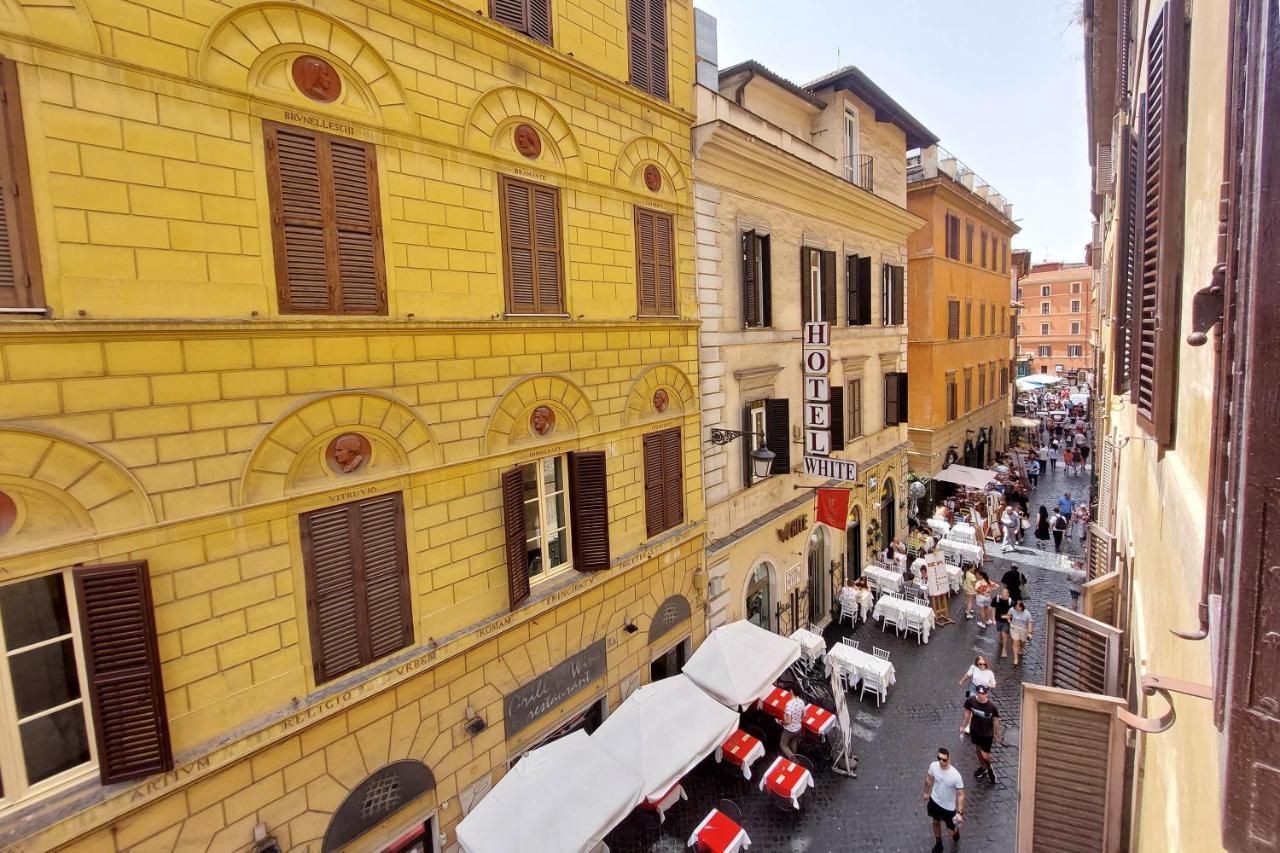 Ych-butterfly Flat Close Trevi Fountain Apartment