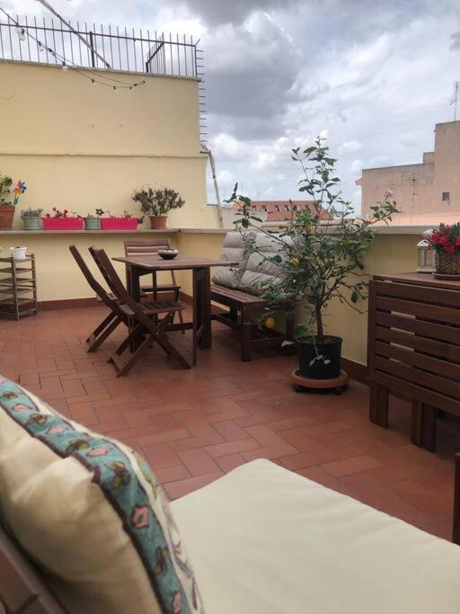 Beautiful Penthouse With Terrace Near The Centre Roma