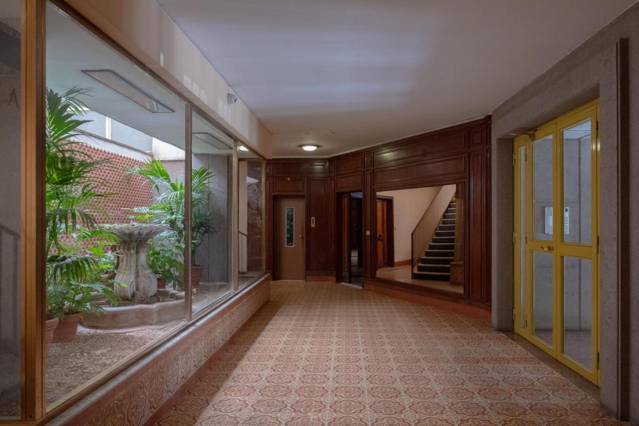 - Ruins House - 750m From The Metro Station Apartamento Roma