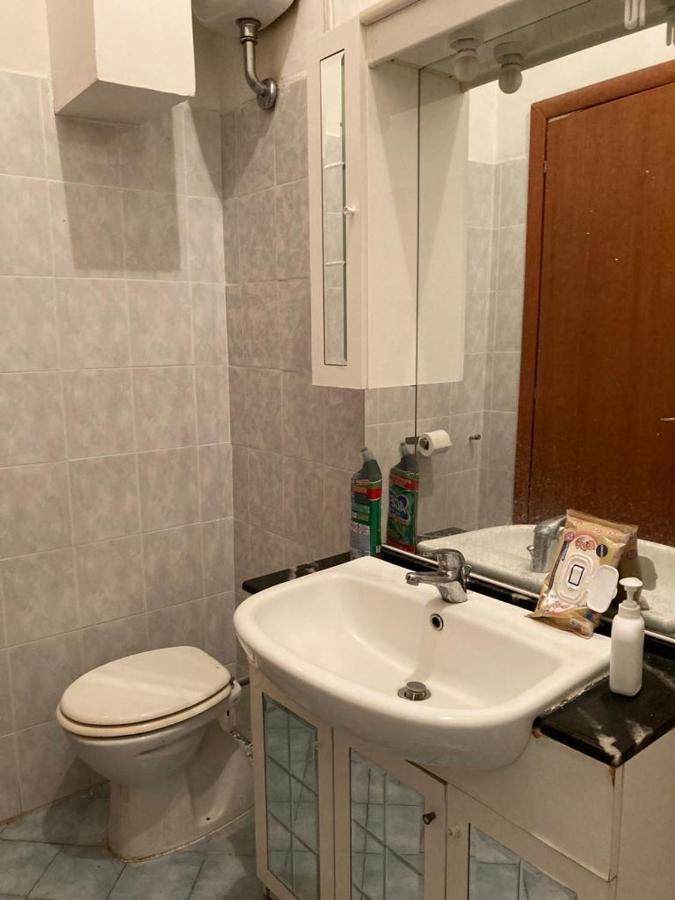 Interno 3 * Rom