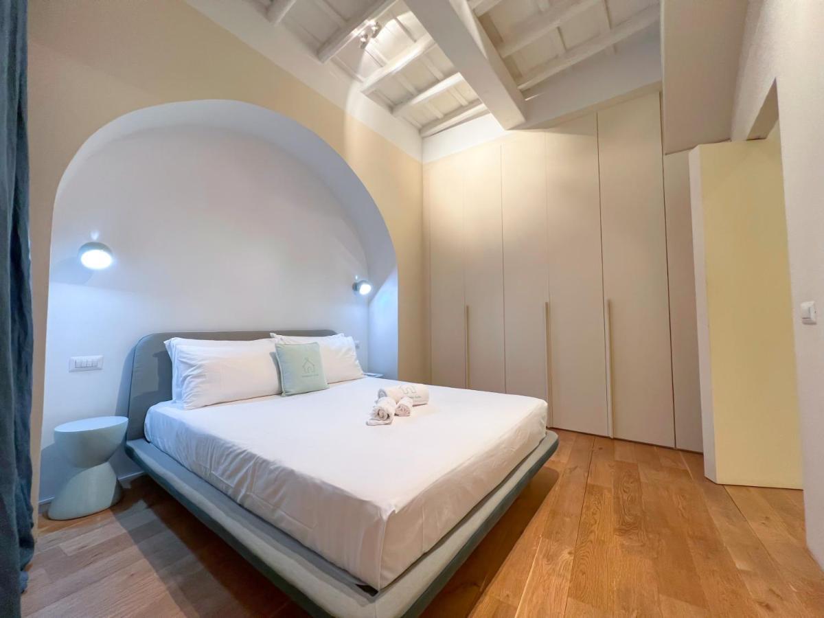 Luxury House & Secret Garden - Strategic Location, 100m To Metro B Apartamento