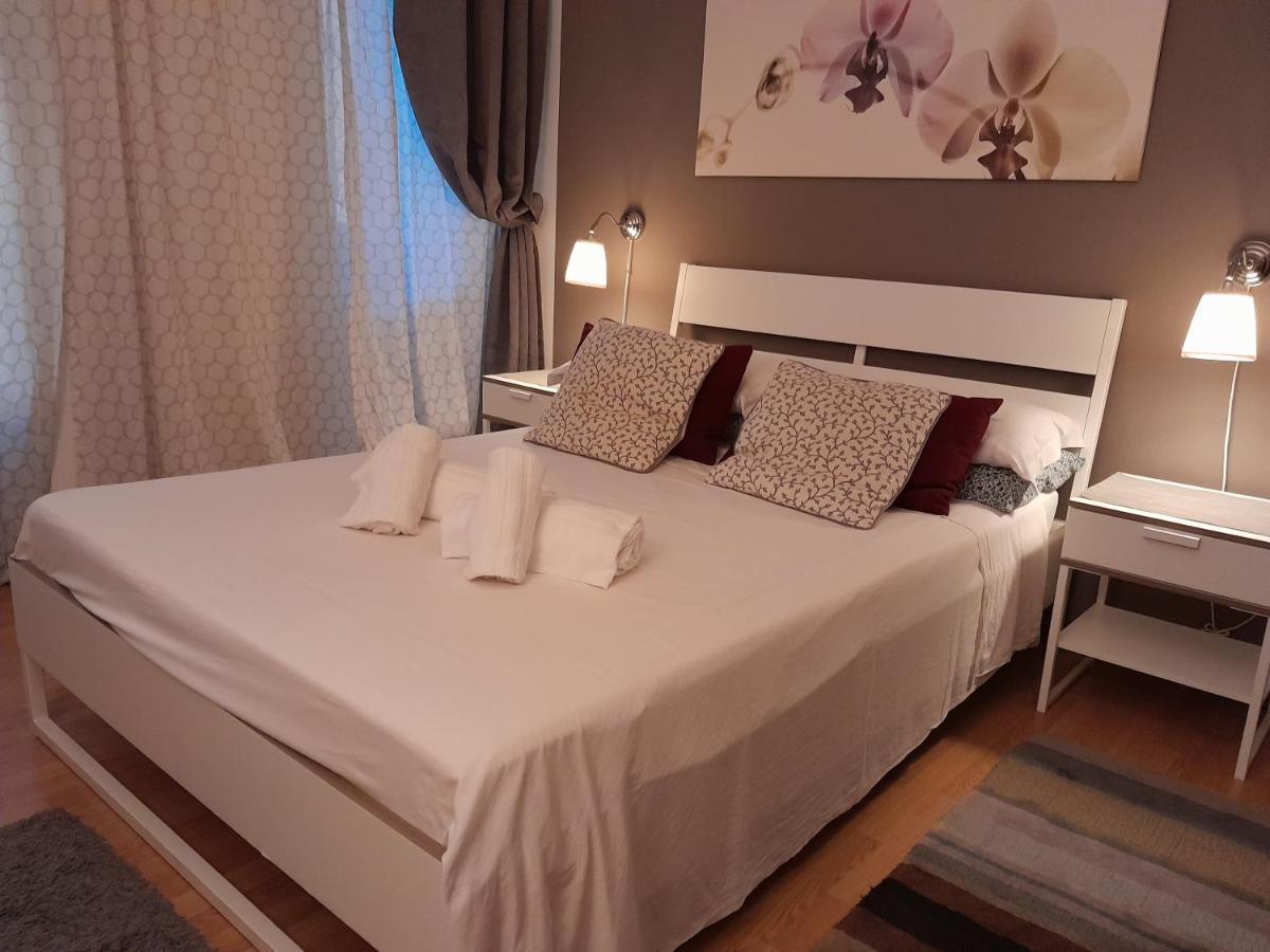 Lilium House Apts