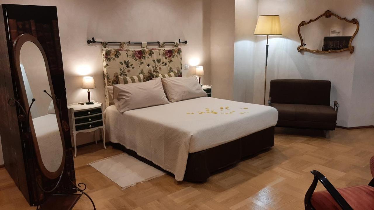 Apartment Casale Santa Maria Di San Vittorino Rome