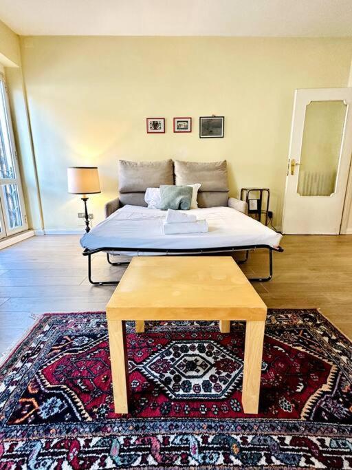 Apartamento Hostme Piazza Di Spagna Apartament Roma