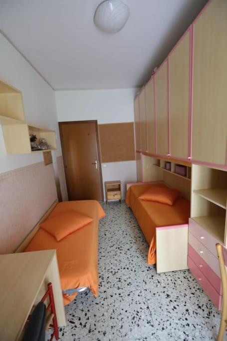 Pochi Passi Da San Pietro Metro A Cipro Apartamento *