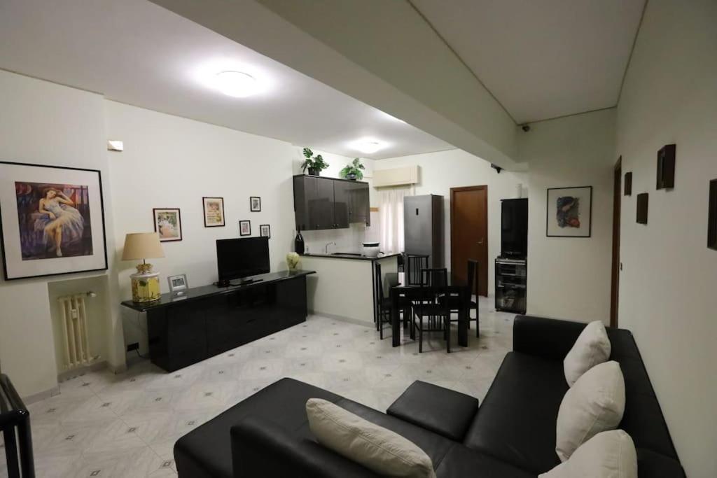 Apartamento Pochi Passi Da San Pietro Metro A Cipro Roma
