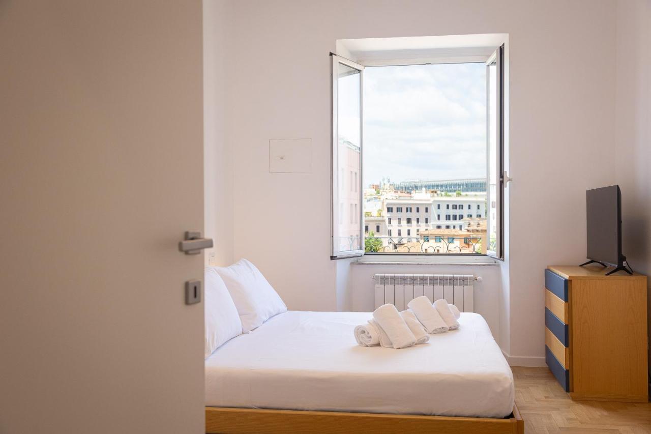 Apartamento Colosseo Modern By In *