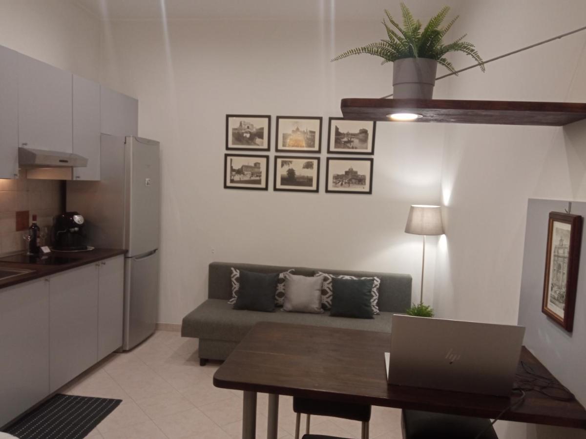 Apartment Fontana Di Trevi - Historic Center Apartment *