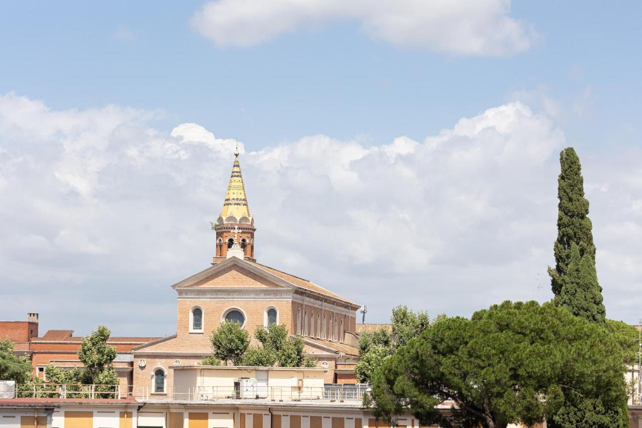 Colosseo Modern By In Apartamento Roma
