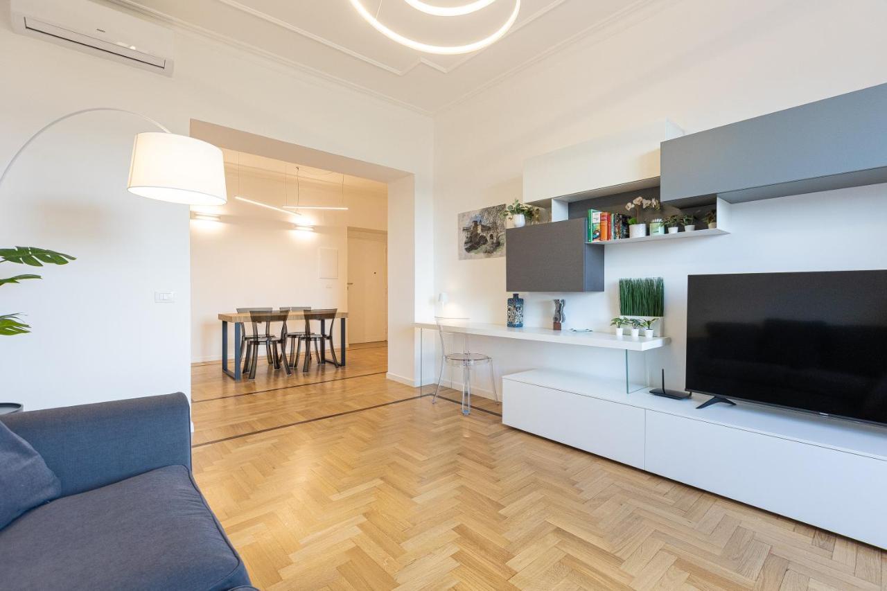Colosseo Modern By In *