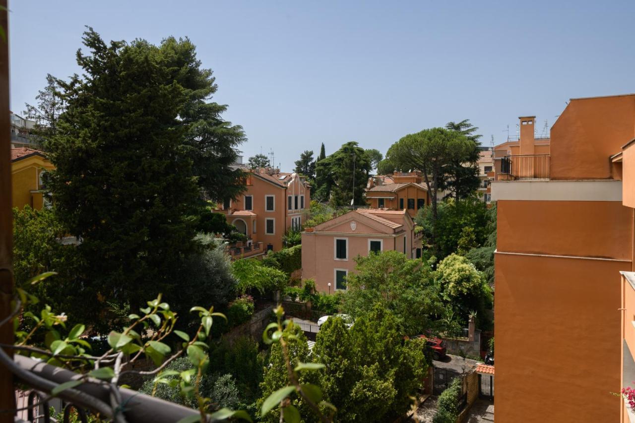 Rooftop Porretta Citta Giardino Check-in From 3 Pm To 10 Pm * Roma