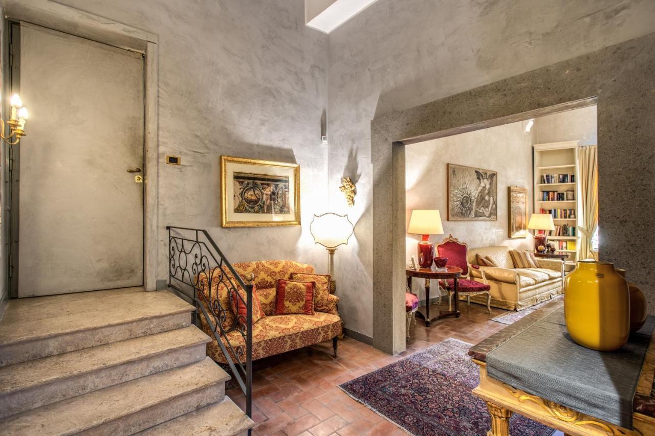 Wonderful With Balcony In Piazza Margana Leilighet