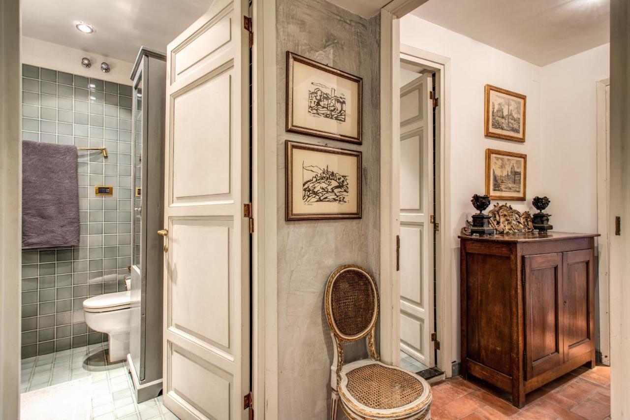 Wonderful With Balcony In Piazza Margana * Roma