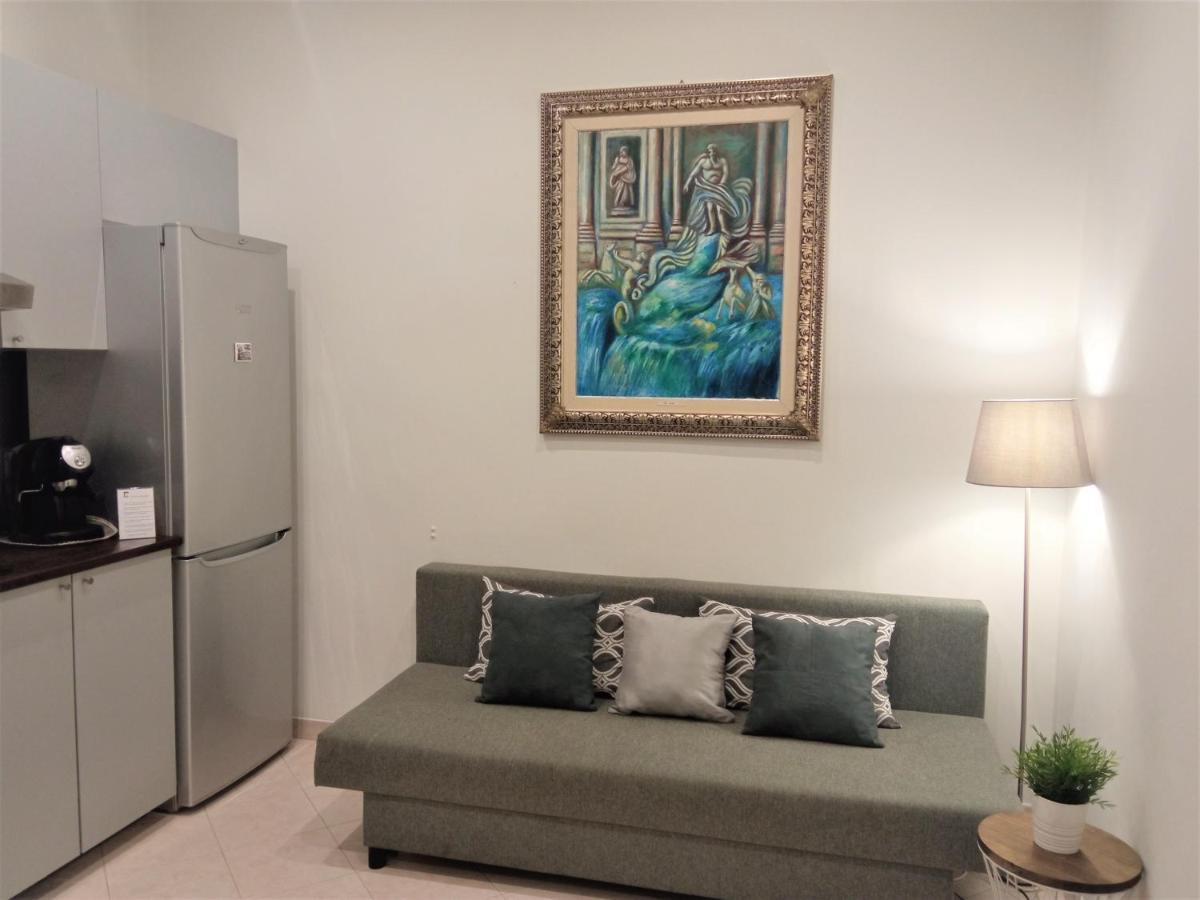 Apartment Fontana Di Trevi - Historic Center Apartment